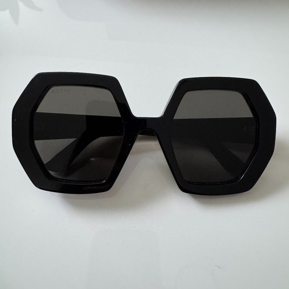 GUCCI Oversized Sunglasses GG0772